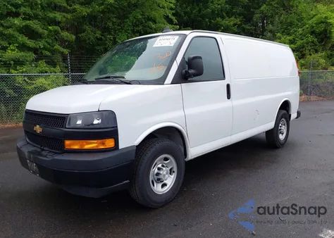 2022 Chevrolet Express Cargo Rwd 2500 Regular Wheelbase Wt из США, поврежденный, VIN 1GCWGAF75N1274456